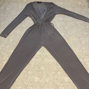 Grey jumpsuit (US12/UK14)